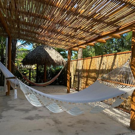 Jazlyn Lodge & Tours Paquera Eksteriør bilde