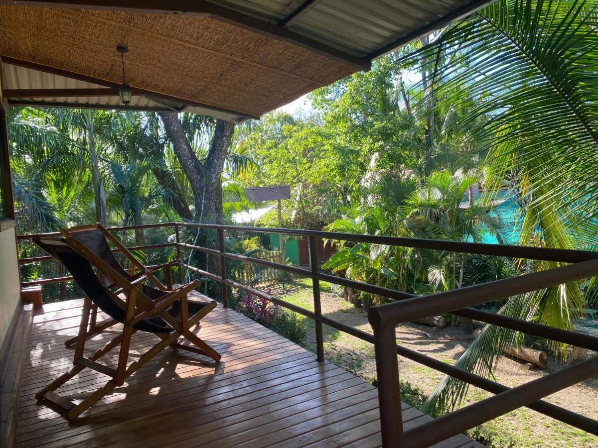 Jazlyn Lodge & Tours Paquera Eksteriør bilde